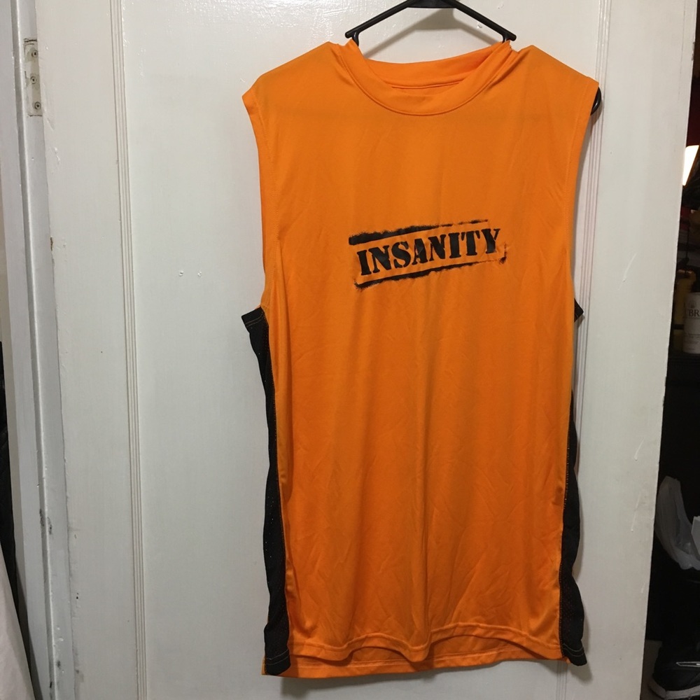 {Beachbody} Insanity Sleeveless Workout Tank
